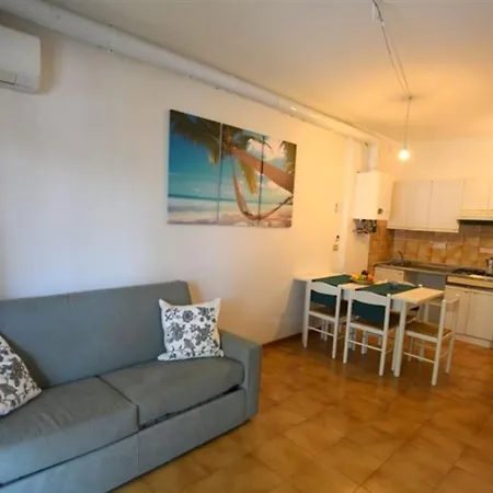 Apartment Cozy Near The In Lignano *